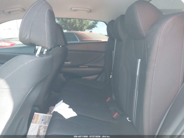 5NPLS4AG9PH097268 Hyundai ELANTRA SEL