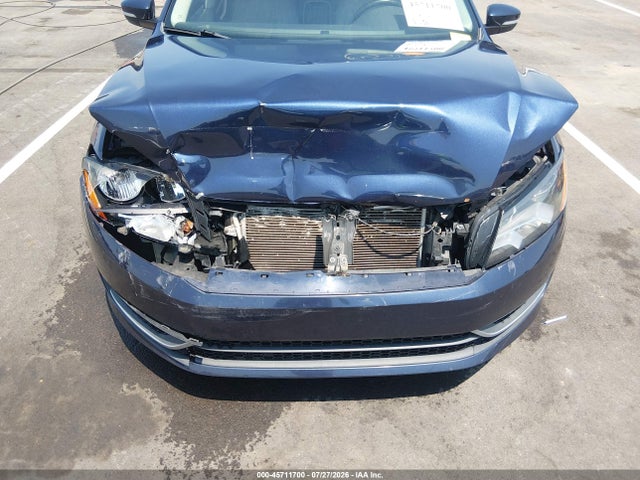 45711700 :رقم المزاد ، 1VWBP7A39DC151037 vin ، 2013 Volkswagen Passat 2.5l Se مزاد بيع