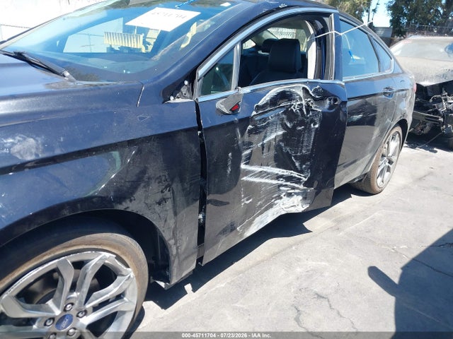 Ford Fusion Hybrid Titanium 2020 3FA6P0RU3LR170990 Image 6