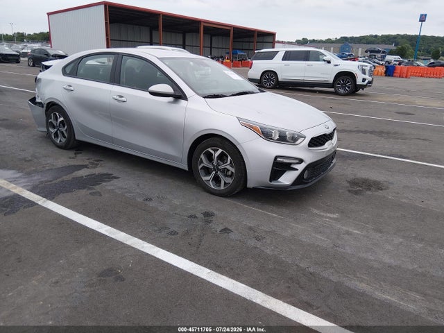 Продажа на аукционе авто 2021 Kia Forte Lxs, vin: 3KPF24AD7ME372090, номер лота: 45711705