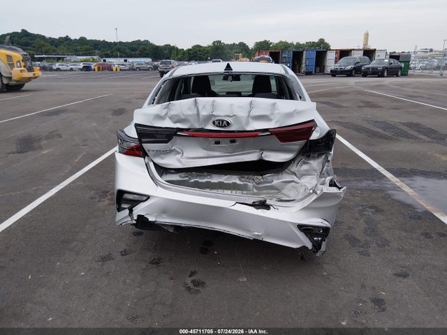 Продажа на аукционе авто 2021 Kia Forte Lxs, vin: 3KPF24AD7ME372090, номер лота: 45711705