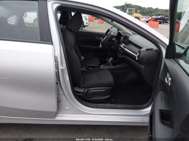 Продажа на аукционе авто 2021 Kia Forte Lxs, vin: 3KPF24AD7ME372090, номер лота: 45711705