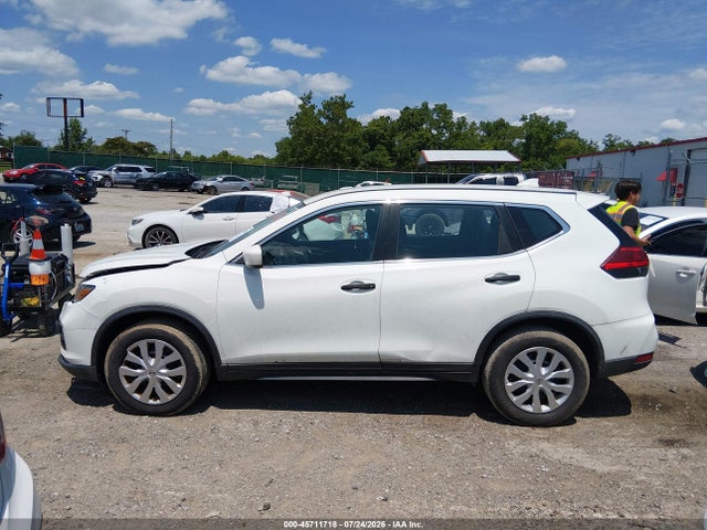 Продажа на аукционе авто 2017 Nissan Rogue S, vin: KNMAT2MVXHP549527, номер лота: 45711718