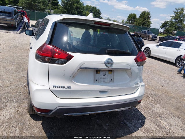 Продажа на аукционе авто 2017 Nissan Rogue S, vin: KNMAT2MVXHP549527, номер лота: 45711718