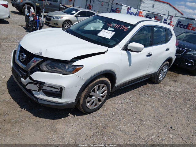 Продажа на аукционе авто 2017 Nissan Rogue S, vin: KNMAT2MVXHP549527, номер лота: 45711718