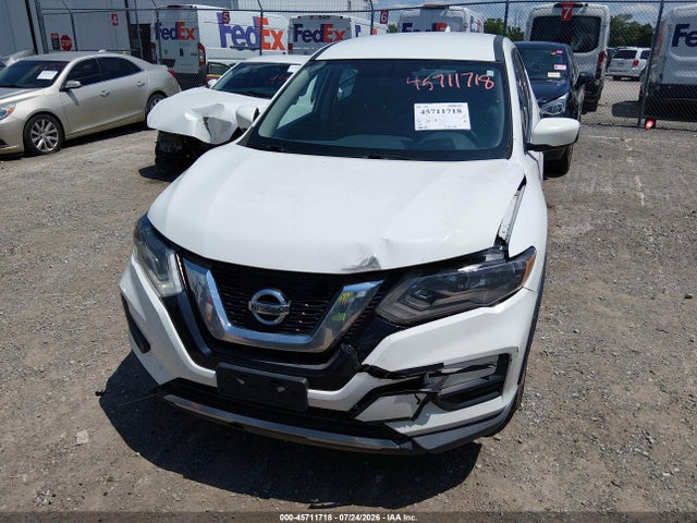 Продажа на аукционе авто 2017 Nissan Rogue S, vin: KNMAT2MVXHP549527, номер лота: 45711718