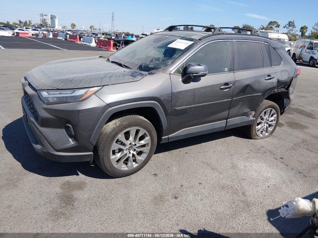 2T3C1RFV3RW305132 Toyota Rav4 Xle Premium