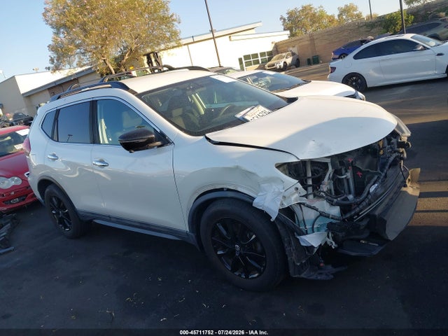 5N1AT2MT4JC721655 Nissan ROGUE SV