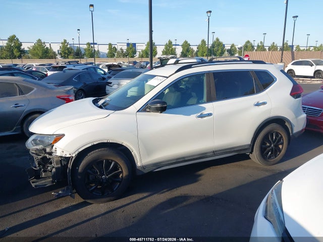 5N1AT2MT4JC721655 Nissan ROGUE SV