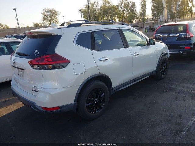 5N1AT2MT4JC721655 Nissan ROGUE SV