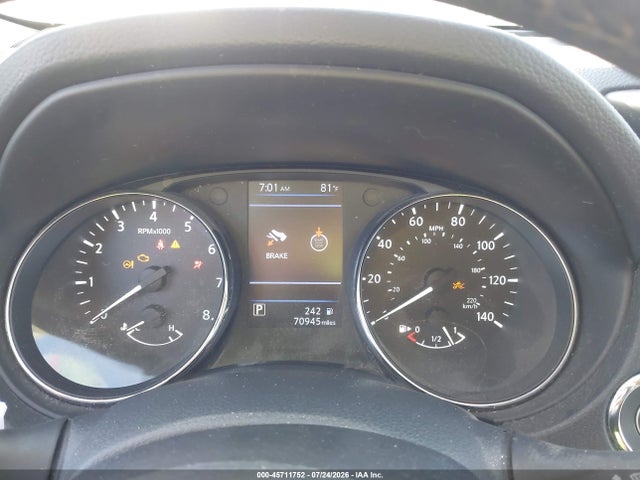5N1AT2MT4JC721655 Nissan ROGUE SV