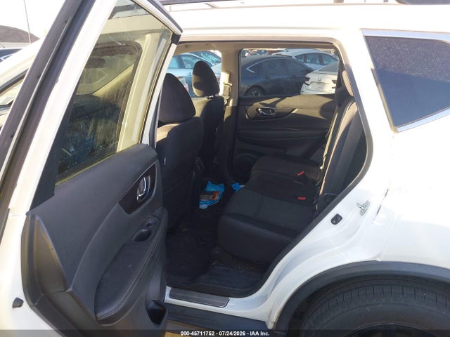 5N1AT2MT4JC721655 Nissan ROGUE SV