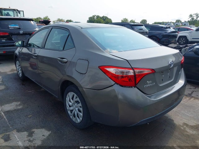 2017 Toyota Corolla Le მანქანა იყიდება აუქციონზე, vin: 5YFBURHE4HP659105, აუქციონის ნომერი: 45711753