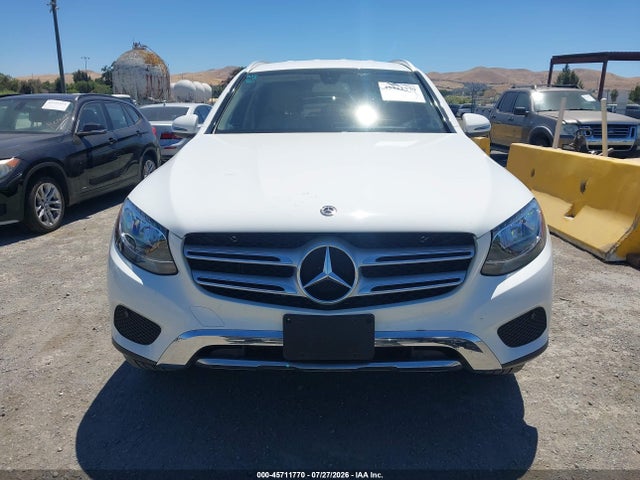 45711770 :رقم المزاد ، WDC0G4KB2KV173729 vin ، 2019 Mercedes-benz Glc 300 4matic مزاد بيع