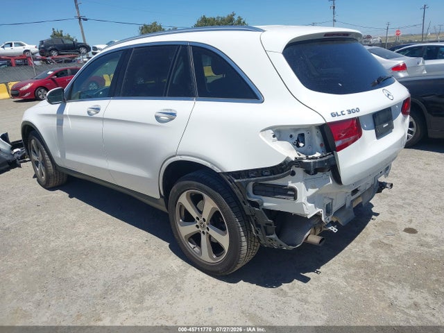 45711770 :رقم المزاد ، WDC0G4KB2KV173729 vin ، 2019 Mercedes-benz Glc 300 4matic مزاد بيع