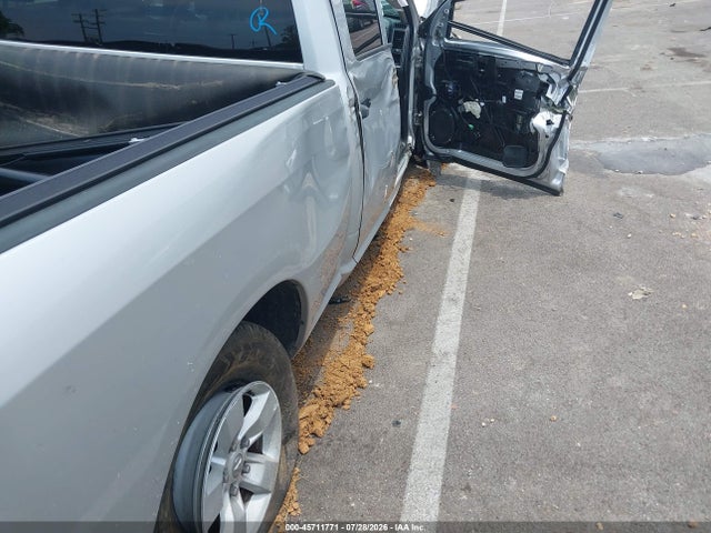 Продажа на аукционе авто 2018 Ram 1500 Tradesman  4x2 6'4 Box, vin: 1C6RR6FG0JS239081, номер лота: 45711771
