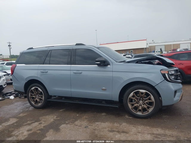 Продажа на аукционе авто 2025 Ford Expedition King Ranch, vin: 1FMJU1P82SEA32427, номер лота: 45711789