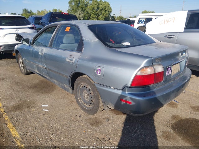 45711790 :رقم المزاد ، 1HGCD5538TA233674 vin ، 1996 Honda Accord Lx/ex مزاد بيع