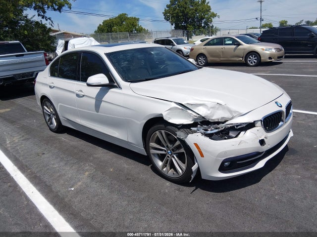 Продажа на аукционе авто 2017 Bmw 3 Series 330i, vin: WBA8B9G39HNU52767, номер лота: 45711791
