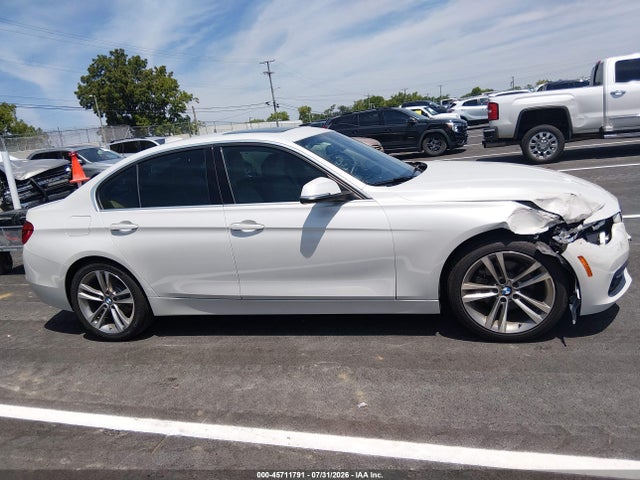 Продажа на аукционе авто 2017 Bmw 3 Series 330i, vin: WBA8B9G39HNU52767, номер лота: 45711791