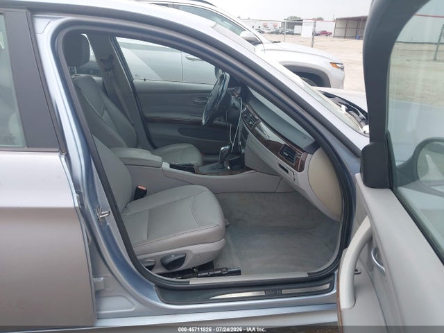 45711826 :رقم المزاد ، WBAPH7G54BNM58080 vin ، 2011 Bmw 328i مزاد بيع