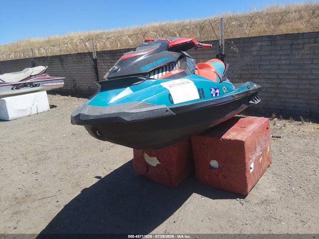 45711828 :رقم المزاد ، YDV40162A818 vin ، 2018 Sea Doo Wake 155 مزاد بيع