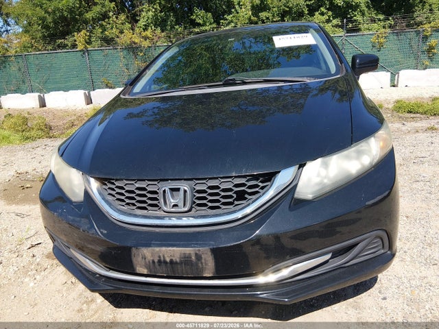 45711829 :رقم المزاد ، 19XFB2E50FE039157 vin ، 2015 Honda Civic Lx مزاد بيع