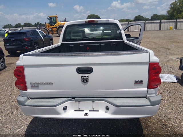 45711899 :رقم المزاد ، 1D7HE48N65S261579 vin ، 2005 Dodge Dakota Slt مزاد بيع