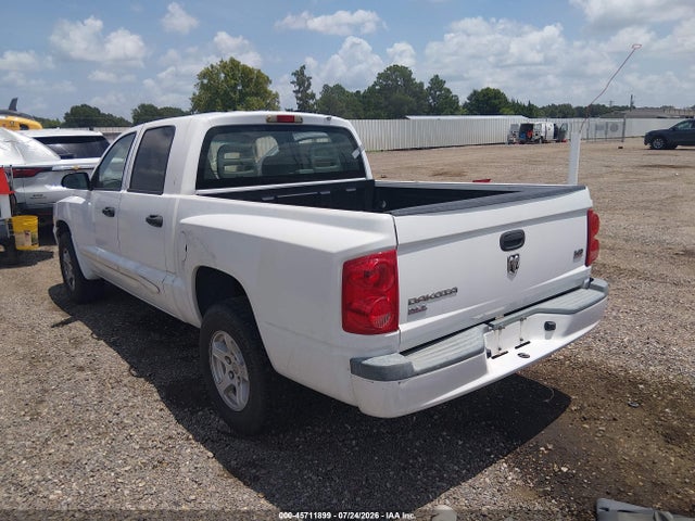 45711899 :رقم المزاد ، 1D7HE48N65S261579 vin ، 2005 Dodge Dakota Slt مزاد بيع