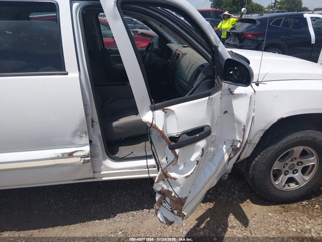 45711899 :رقم المزاد ، 1D7HE48N65S261579 vin ، 2005 Dodge Dakota Slt مزاد بيع