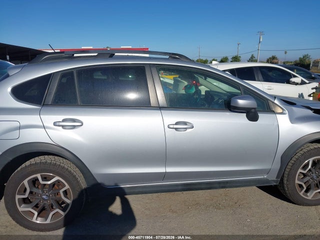 45711904 :رقم المزاد ، JF2GPABC7HH231712 vin ، 2017 Subaru Crosstrek 2.0i Premium مزاد بيع