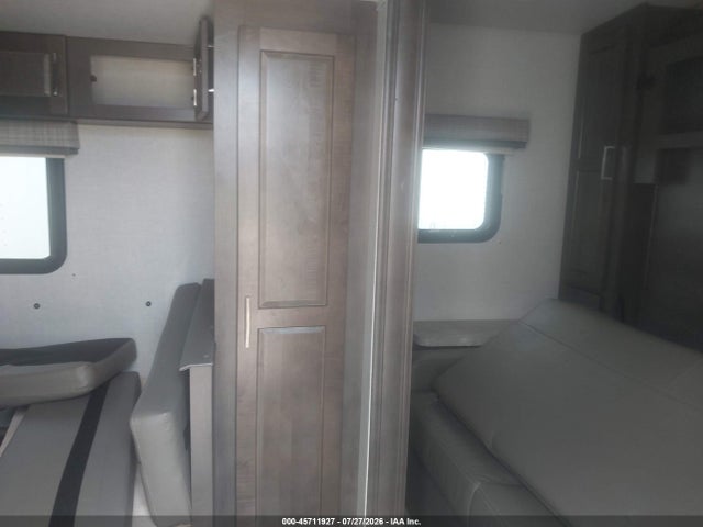 45711927 :رقم المزاد ، 4X4TFLA20MD440497 vin ، 2021 Flagstaff Micro Flagstaff Lite مزاد بيع