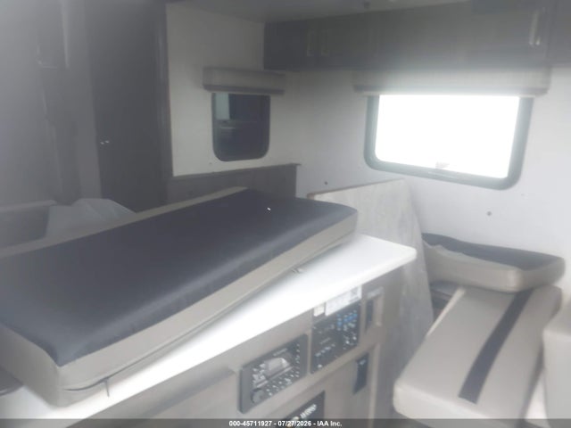 45711927 :رقم المزاد ، 4X4TFLA20MD440497 vin ، 2021 Flagstaff Micro Flagstaff Lite مزاد بيع