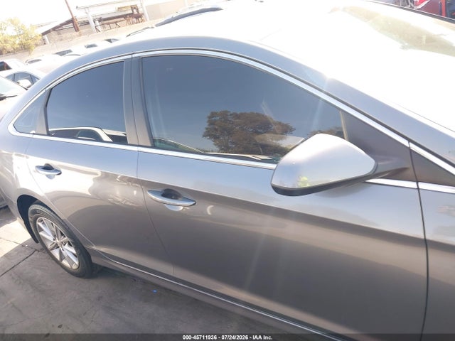 Hyundai SONATA SE 2018 5NPE24AF6JH694529 Image 14