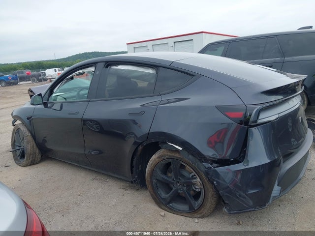 7SAYGDEE2TF411998 Tesla Model Y All-wheel Drive/long Range Launch Series/premium All-wheel Drive
