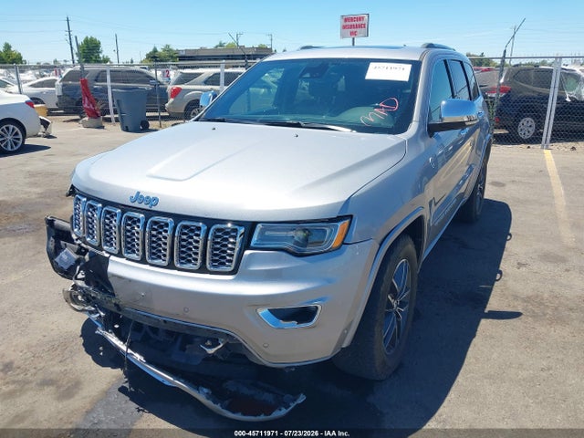 1C4RJFCT2JC436328 Jeep Grand Cherokee Overland 4x4