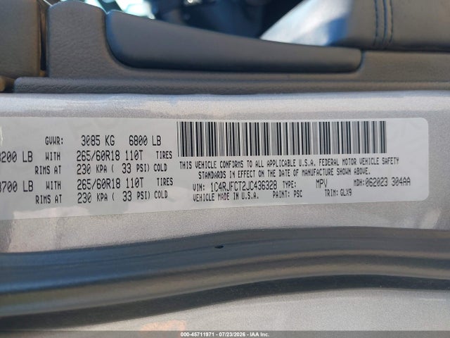 1C4RJFCT2JC436328 Jeep Grand Cherokee Overland 4x4