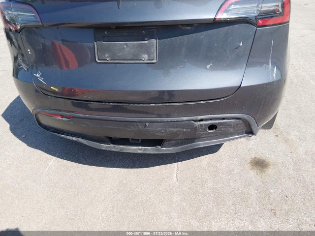 Продажа на аукционе авто 2023 Tesla Model Y Awd/long Range Dual Motor All-wheel Drive, vin: 7SAYGAEE5PF584659, номер лота: 45711996
