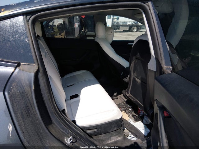 Продажа на аукционе авто 2023 Tesla Model Y Awd/long Range Dual Motor All-wheel Drive, vin: 7SAYGAEE5PF584659, номер лота: 45711996