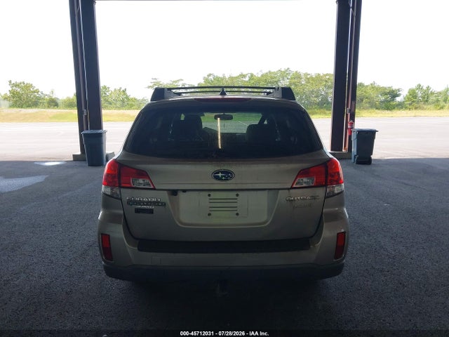45712031 :رقم المزاد ، 4S4BRBDC1E3236155 vin ، 2014 Subaru Outback 2.5i Premium مزاد بيع