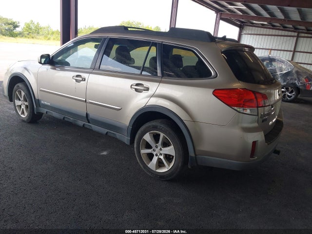 45712031 :رقم المزاد ، 4S4BRBDC1E3236155 vin ، 2014 Subaru Outback 2.5i Premium مزاد بيع