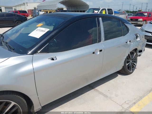 4T1B61HK6JU099125 Toyota CAMRY XSE