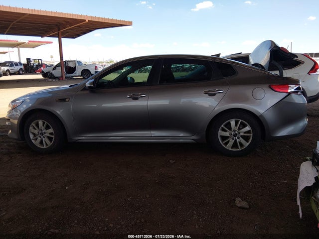 KIA Optima 2018 5XXGT4L33JG206139 Image 14