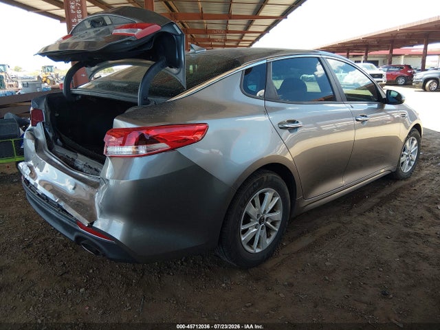 KIA Optima 2018 5XXGT4L33JG206139 Image 4