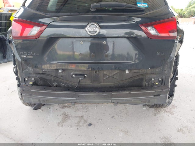 Auction sale of the 2017 Nissan Rogue Sport Sl, vin: JN1BJ1CP9HW005388, lot number: 45712085