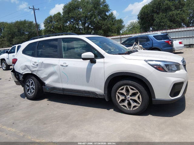 45712096 :رقم المزاد ، JF2SKAJC9LH542500 vin ، 2020 Subaru Forester Premium مزاد بيع