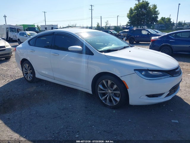 Auction sale of the 2015 Chrysler 200 S, vin: 1C3CCCDG9FN700581, lot number: 45712130