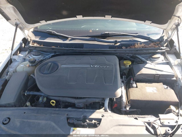 Продаж на аукціоні авто 2015 Chrysler 200 S, vin: 1C3CCCDG9FN700581, номер лоту: 45712130