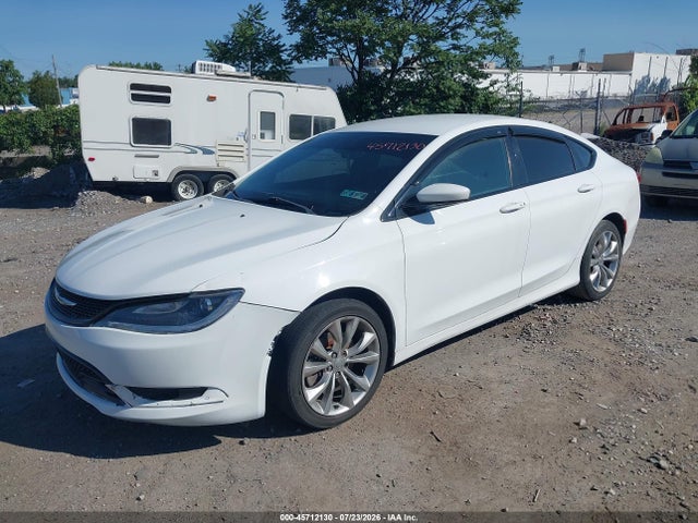 Продаж на аукціоні авто 2015 Chrysler 200 S, vin: 1C3CCCDG9FN700581, номер лоту: 45712130