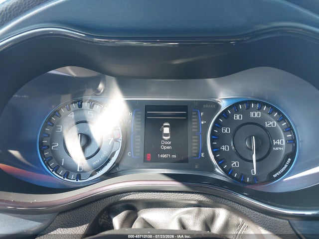 Продаж на аукціоні авто 2015 Chrysler 200 S, vin: 1C3CCCDG9FN700581, номер лоту: 45712130
